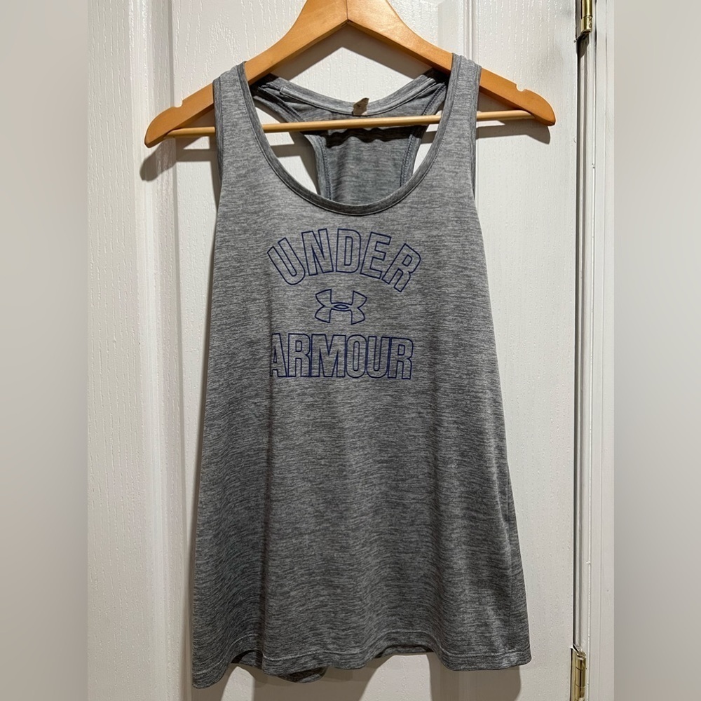 Size small under armor workout tank top.